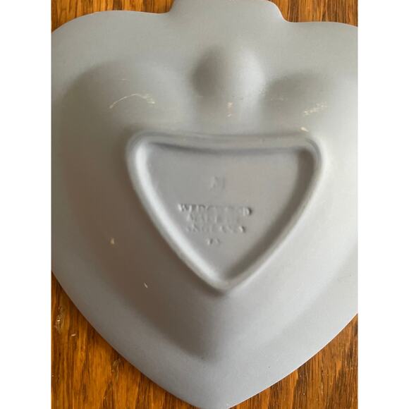 Wedgewood made in England trinket dish - Picture 5 of 6